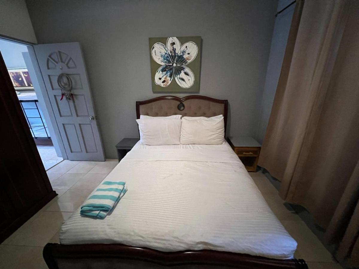 Nora's Place Panglao