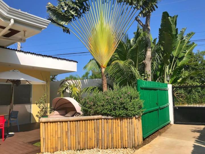 Nora's Place Resort 3*