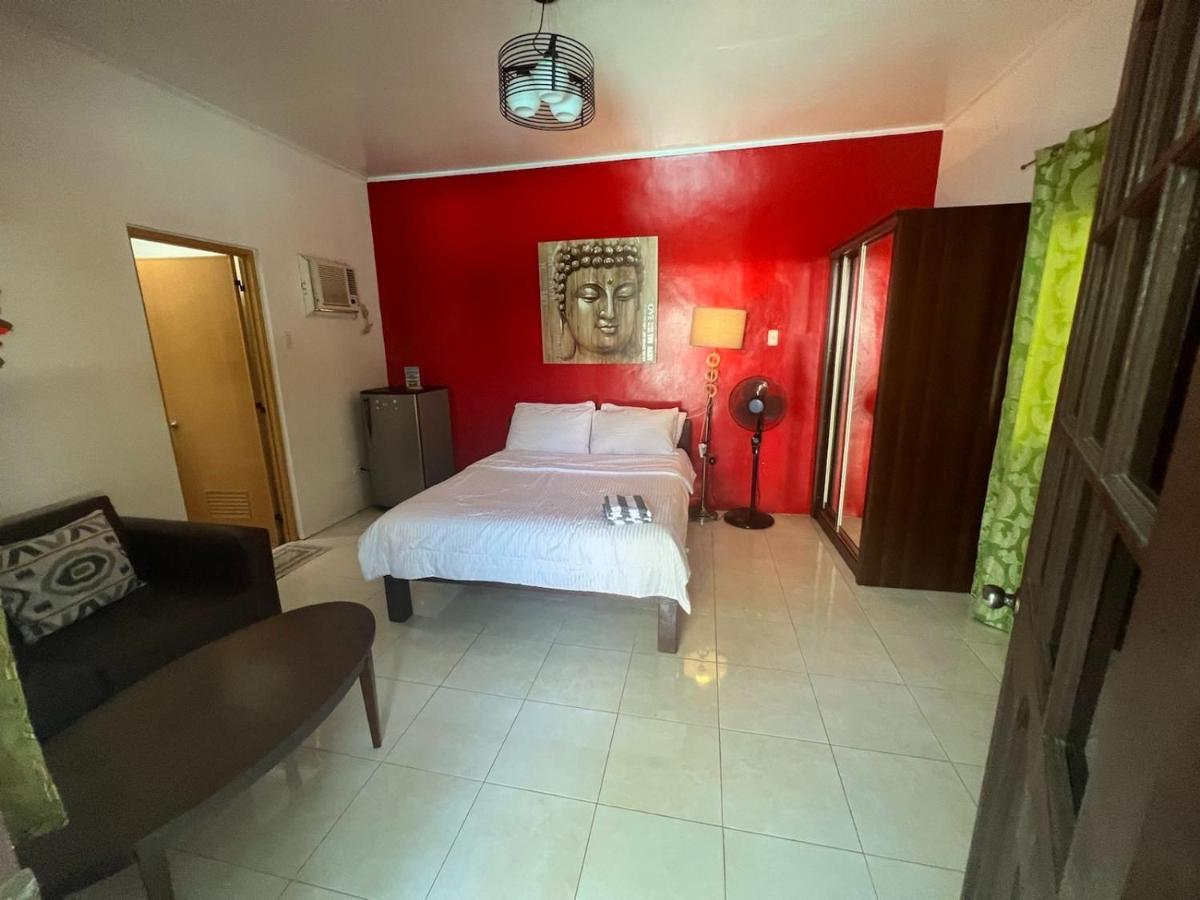 Nora's Place 3*