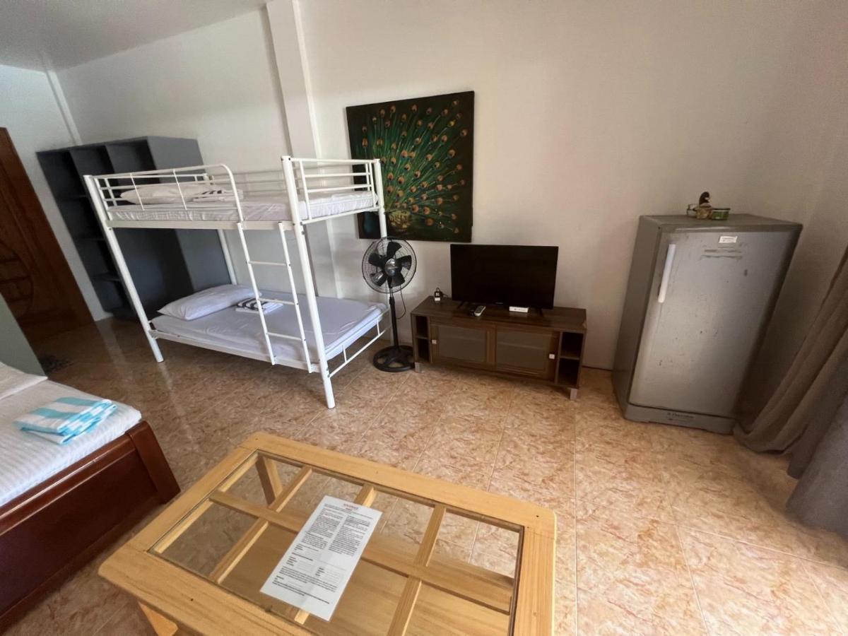 Resort Nora's Place 3*