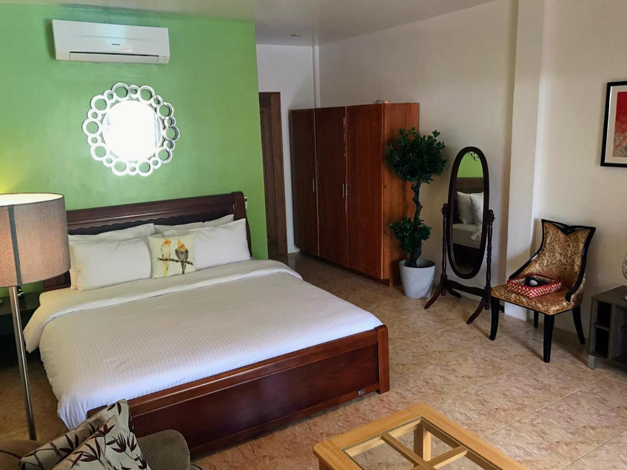 Nora's Place Panglao