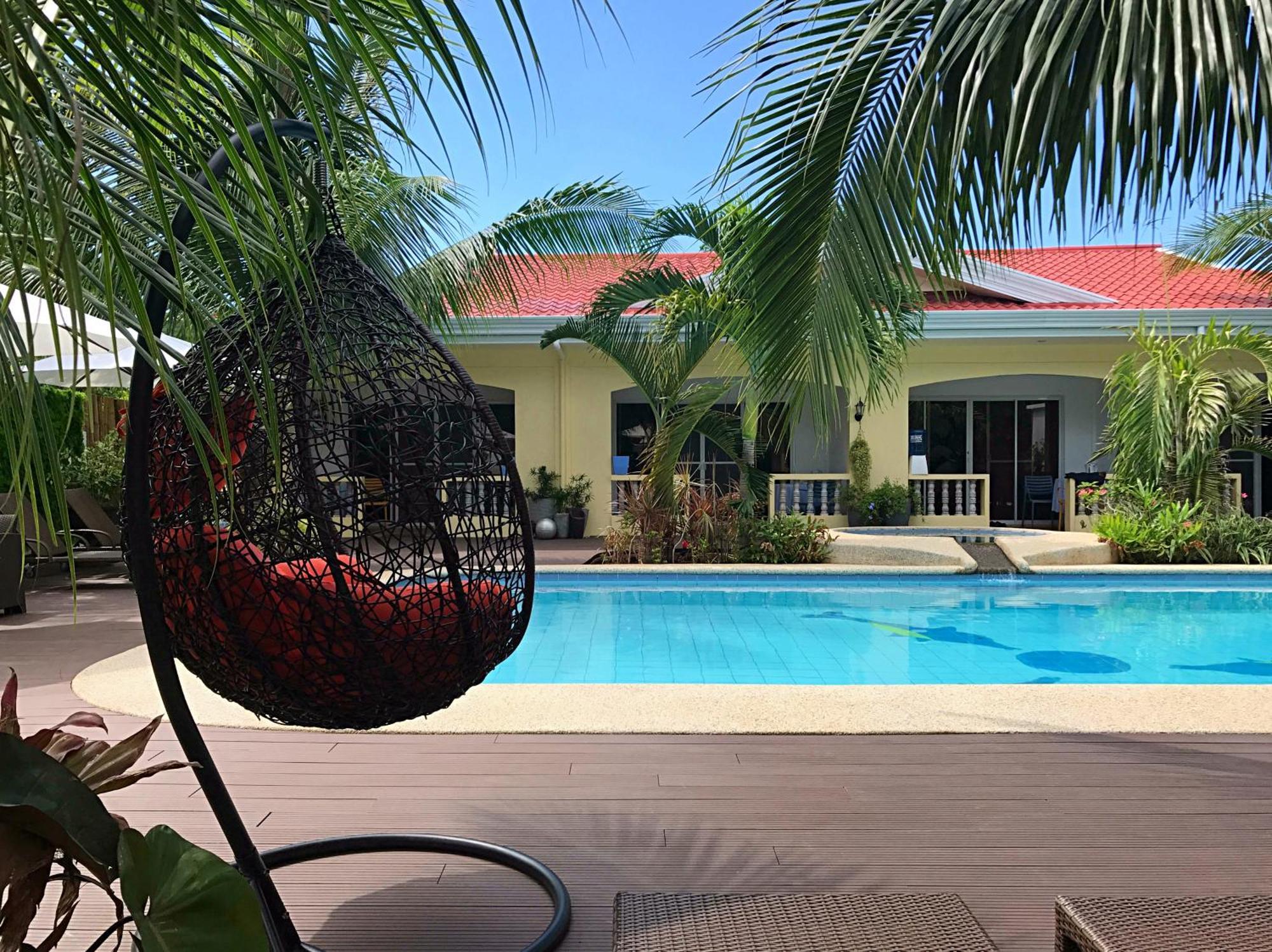 Nora's Place 3*
