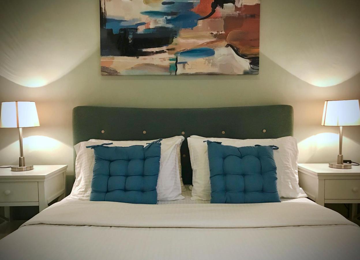 Nora's Place 3*